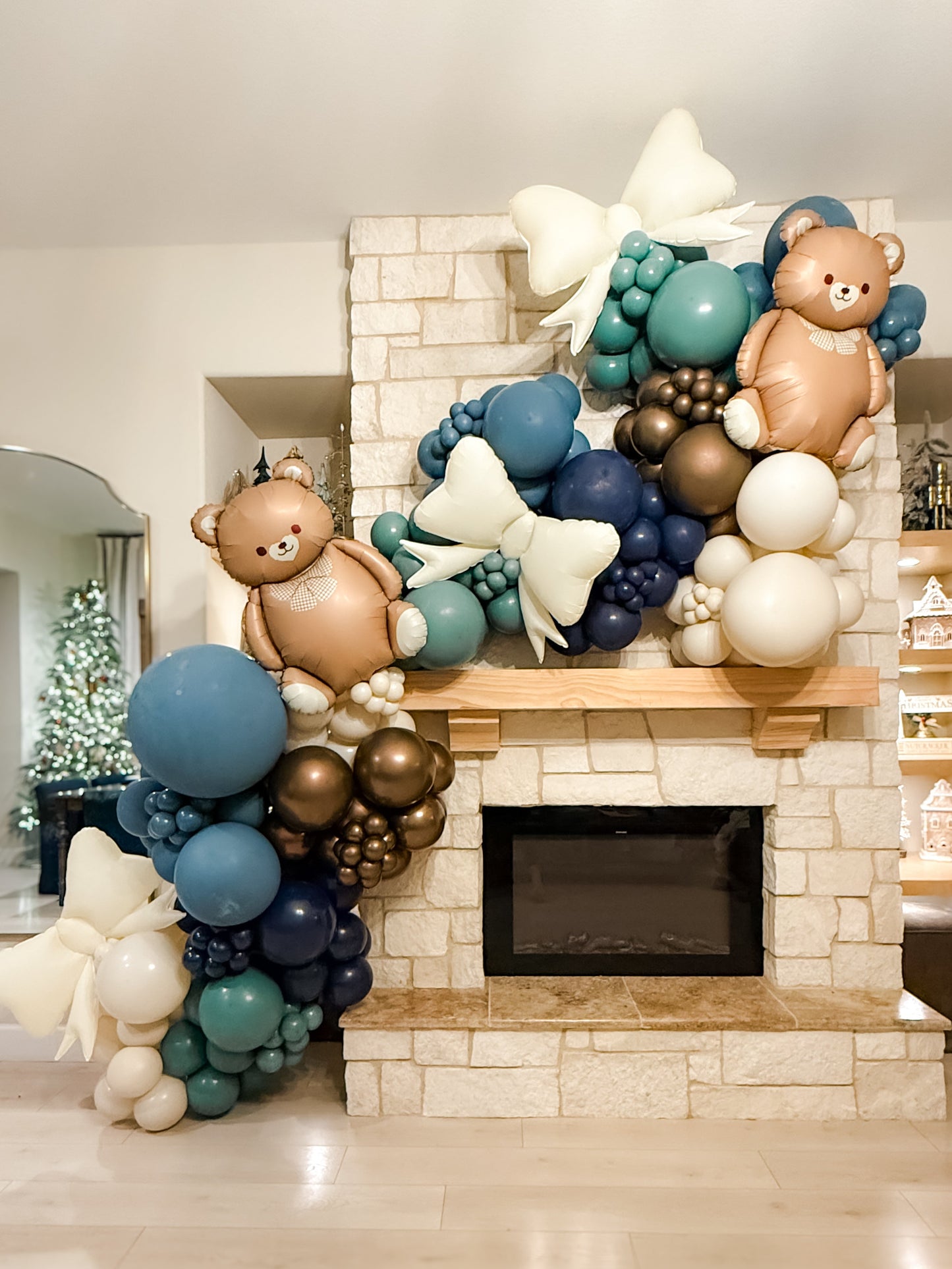 Teddy Bear Balloon Garland